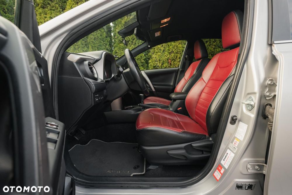 Toyota RAV4 - 13