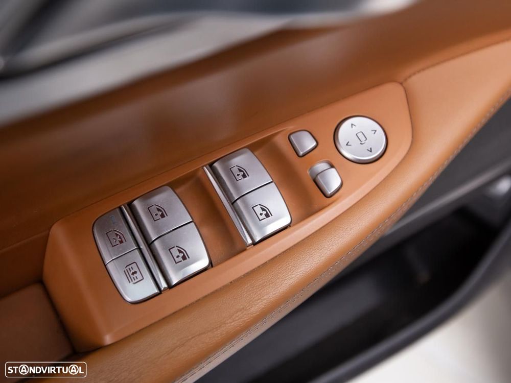 BMW 740 - 14