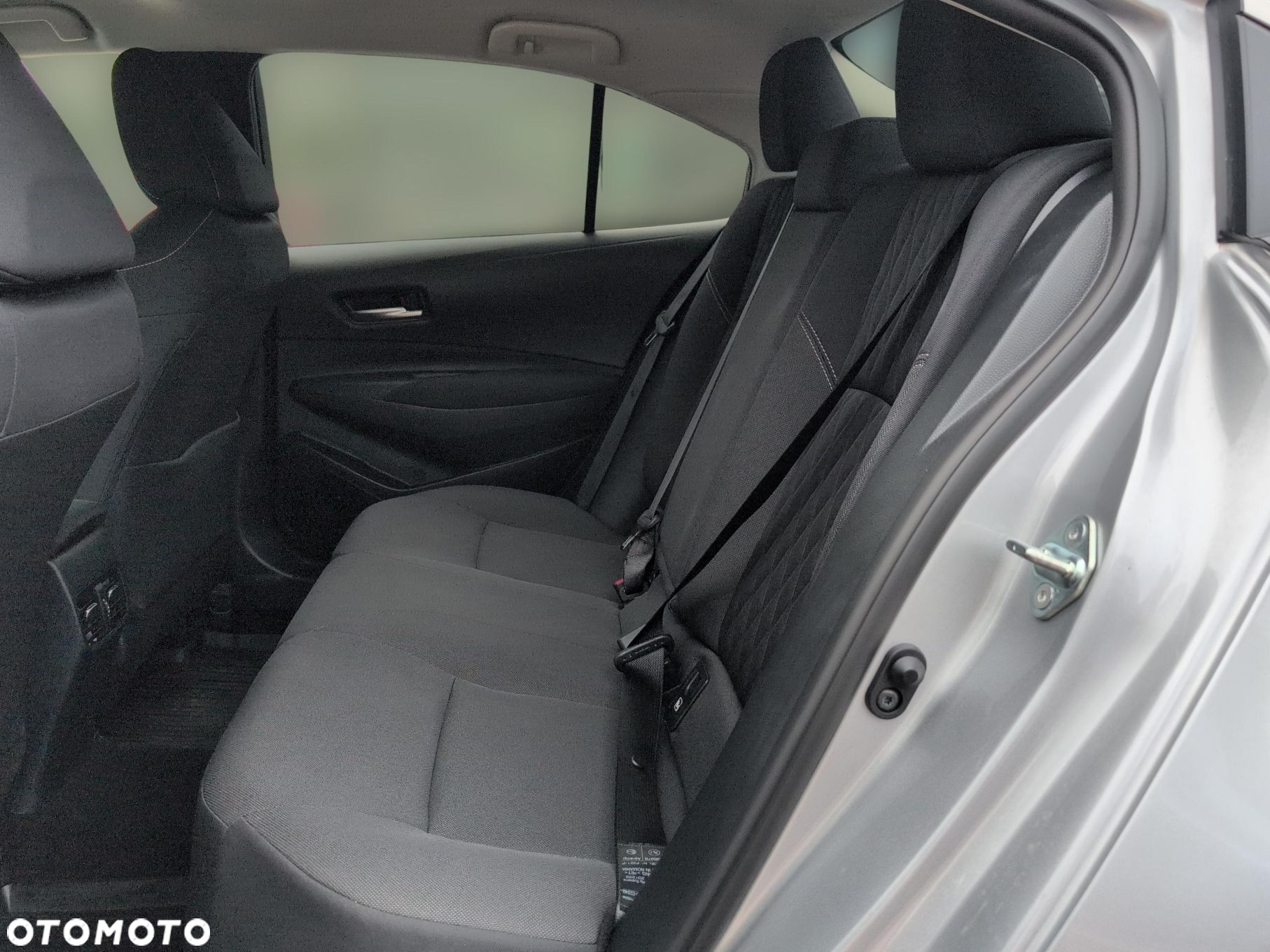 Toyota Corolla - 14
