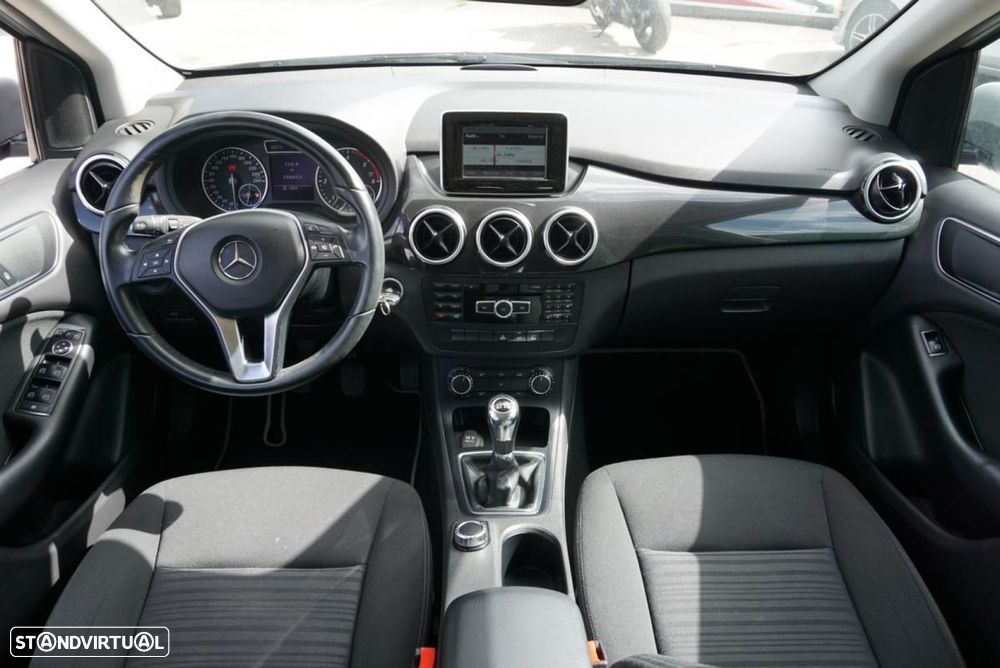 Mercedes-Benz B 180 CDI BlueEFFICIENCY - 30