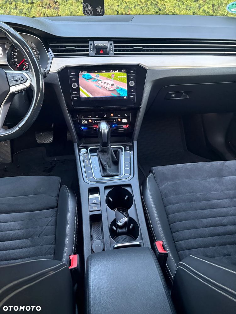 Volkswagen Passat 2.0 TDI 4Mot Elegance DSG - 13