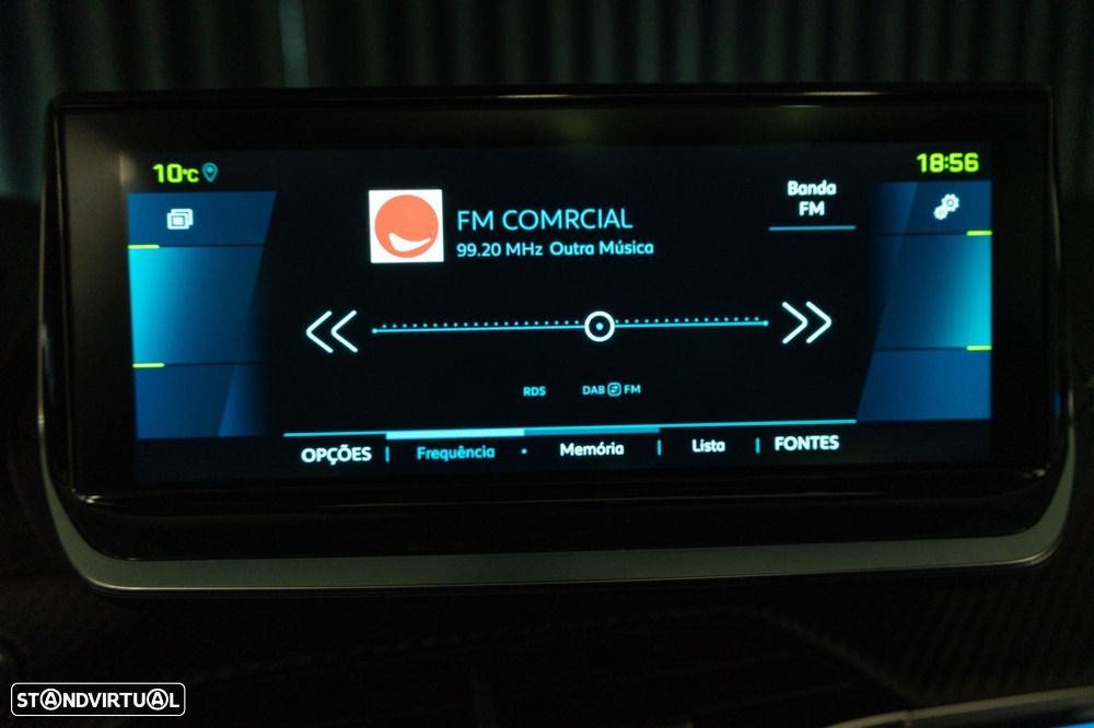 Peugeot e-2008 50 kWh GT Pack - 17