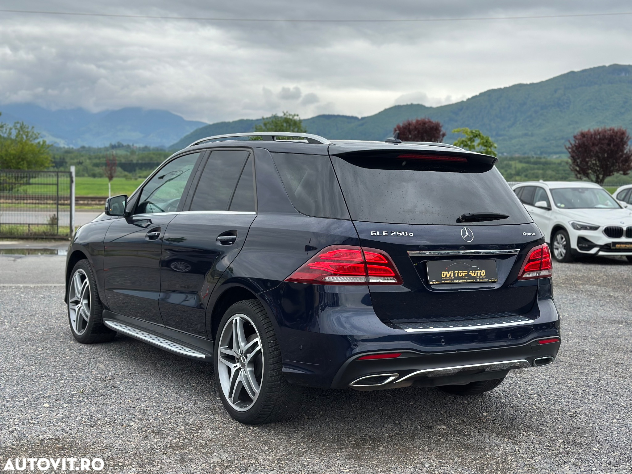 Mercedes-Benz GLE 250 d 4Matic 9G-TRONIC AMG Line - 6