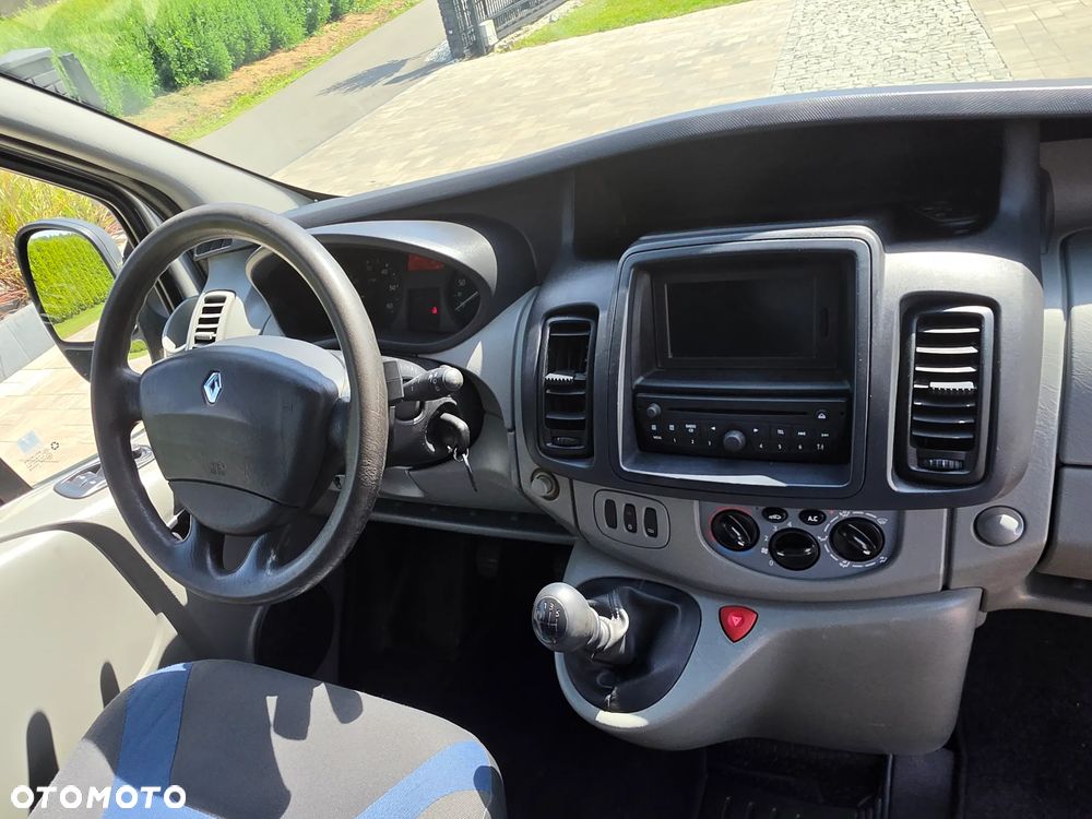 Renault TRAFIC - 21