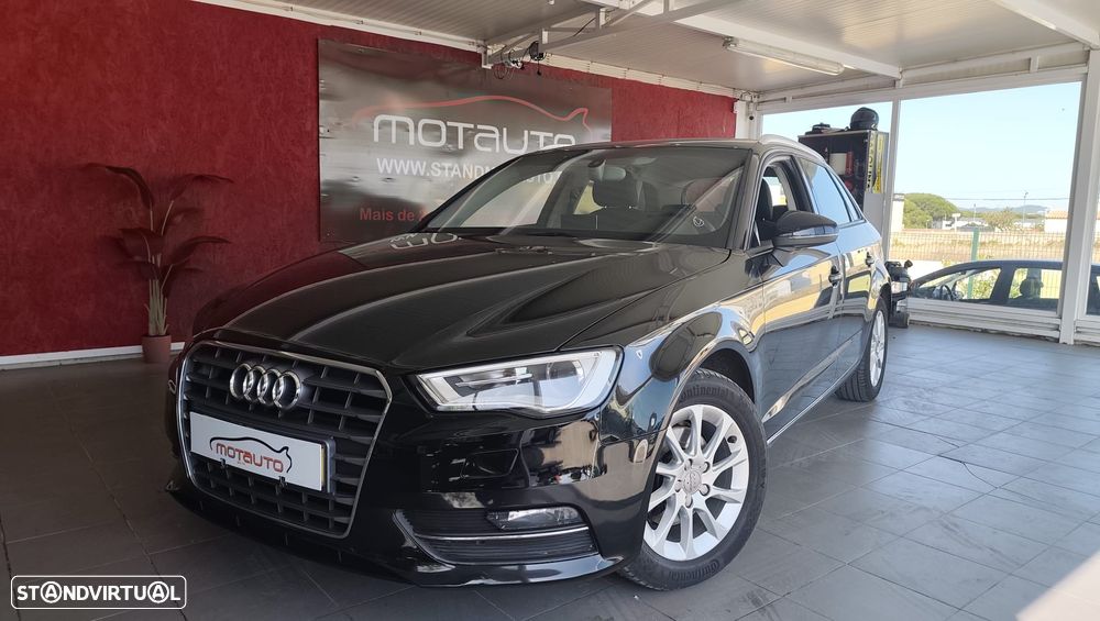 Audi A3 Sportback 1.6 TDI Attraction - 2