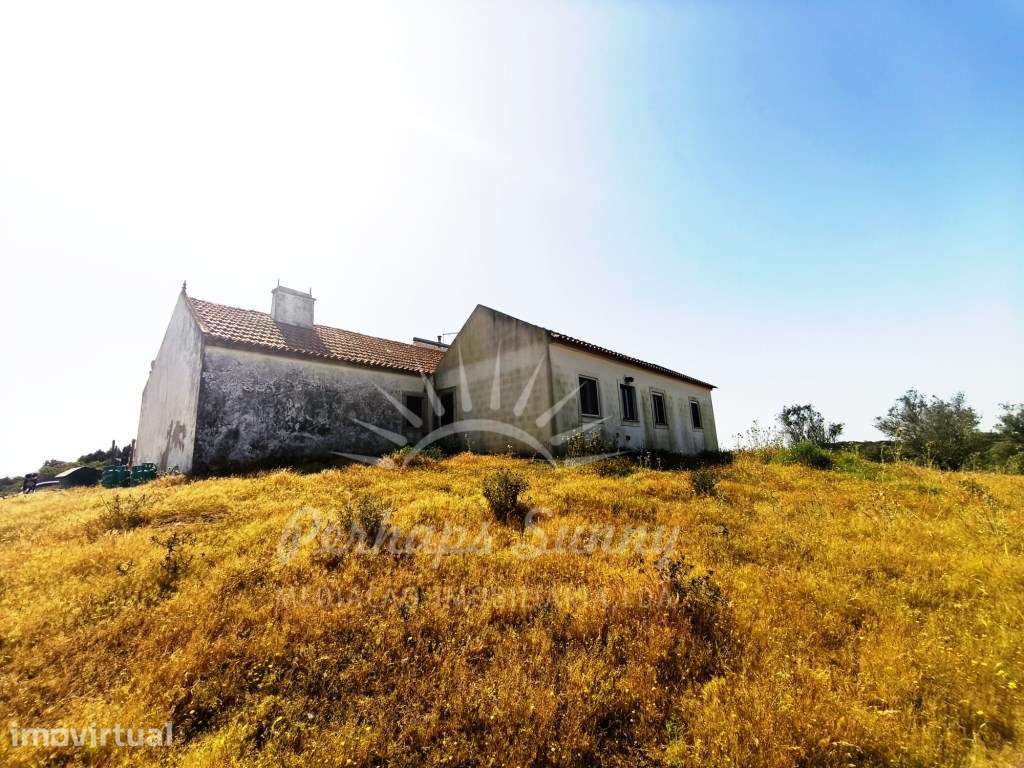 Terreno misto com Habitação - Grande imagem: 2/9