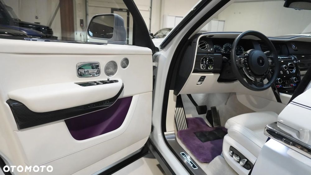 Rolls-Royce Cullinan Black Badge - 5