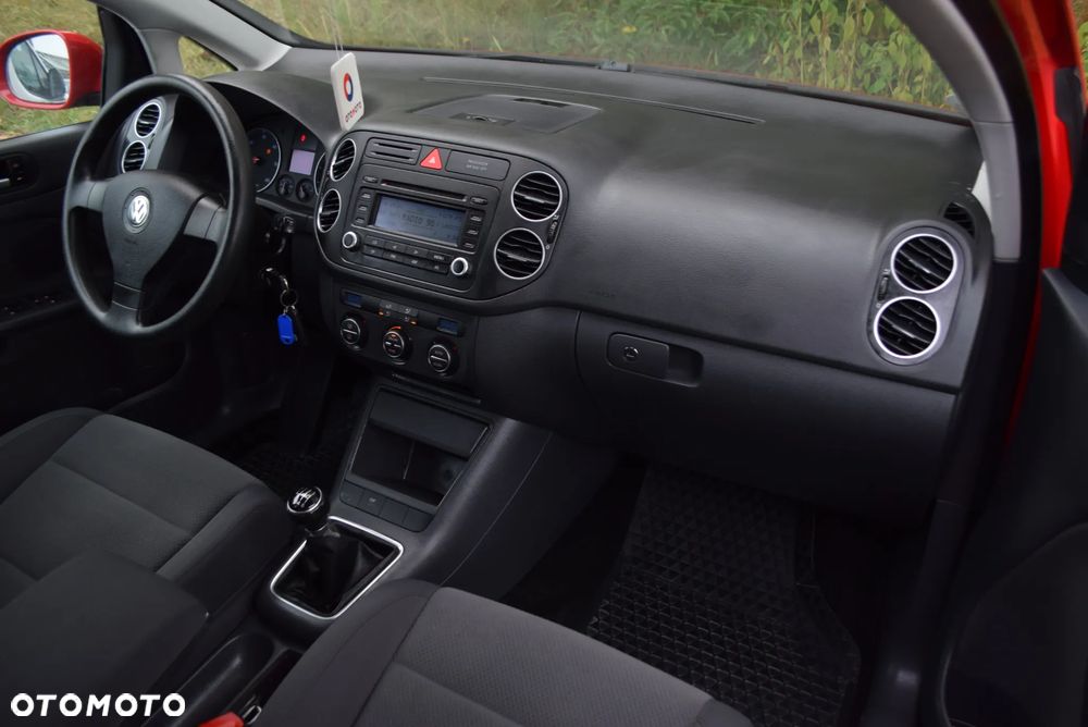 Volkswagen Golf Plus 2.0 TDI Comfortline - 14