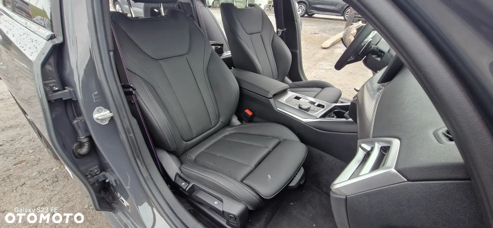 BMW Seria 3 320d Touring xDrive M Sport - 10