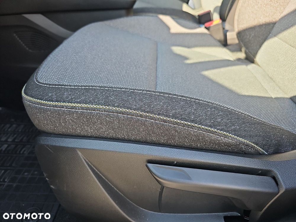 Renault Captur 1.0 TCe Techno - 26