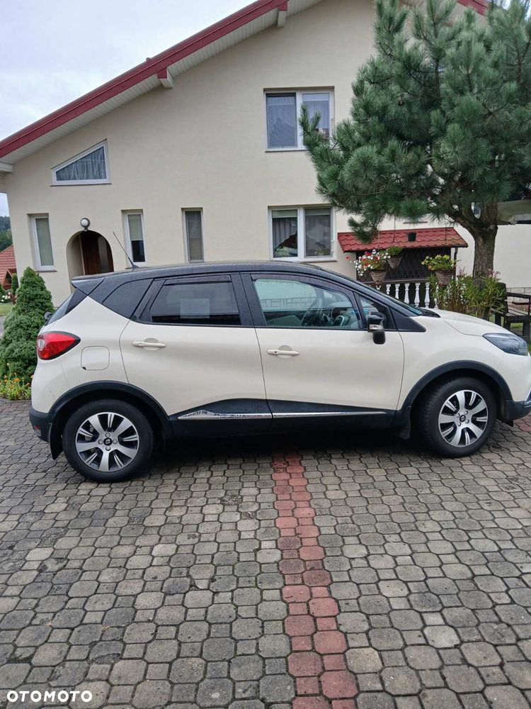 Renault Captur 0.9 Energy TCe Helly Hansen - 3