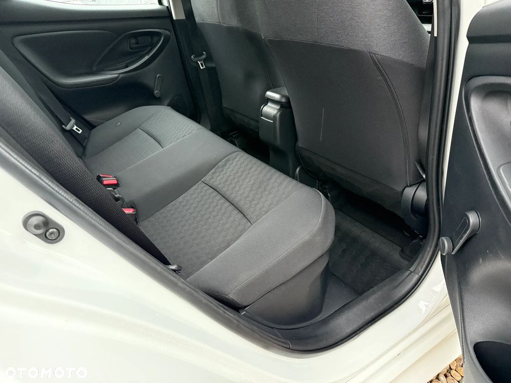 Toyota Yaris Hybrid 1.5 Comfort - 14