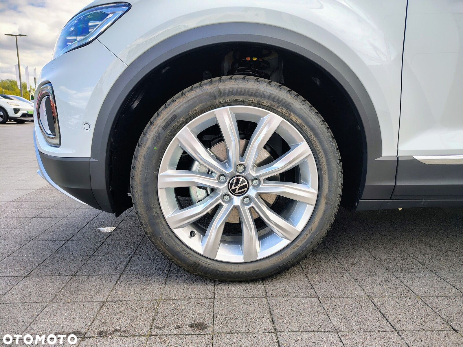 Volkswagen T-Roc - 10