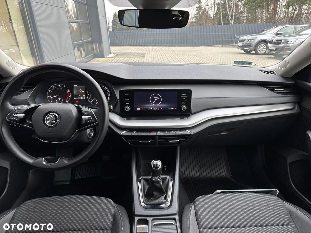 Skoda Octavia 1.5 TSI ACT Ambition - 8