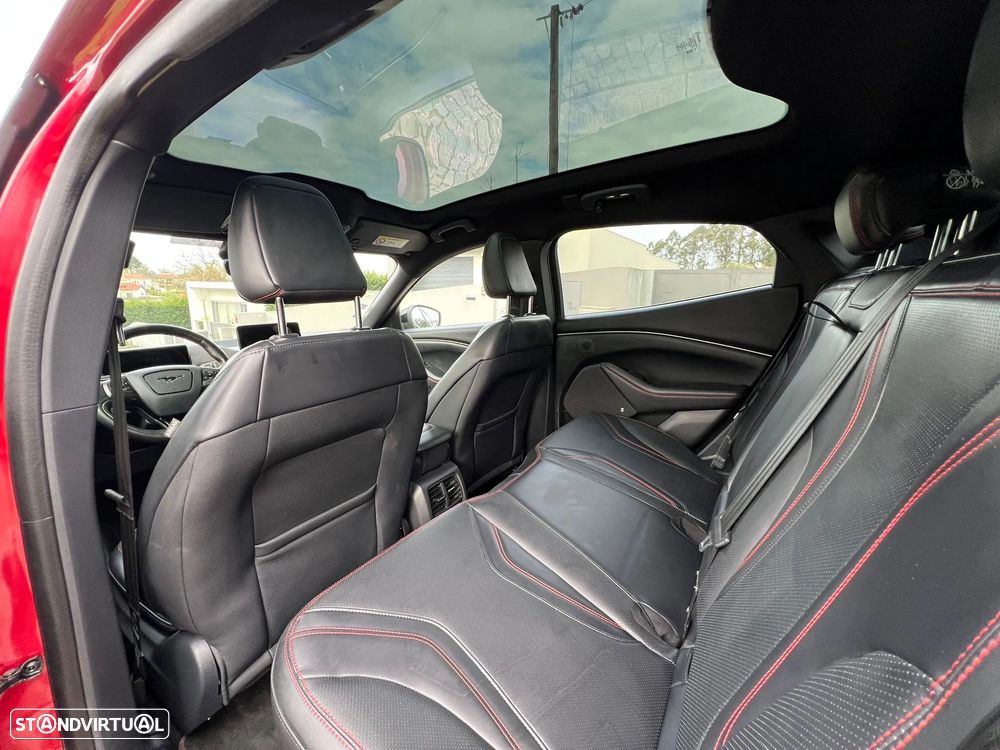 Ford Mustang Mach-E 87 kWh Premium AWD - 12