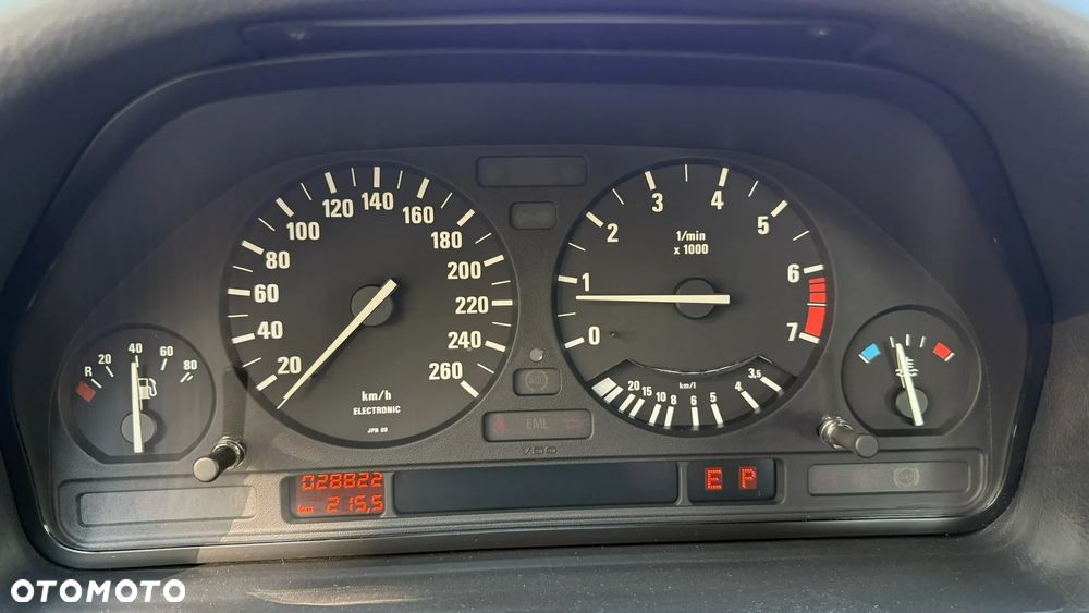 BMW Seria 5 - 28