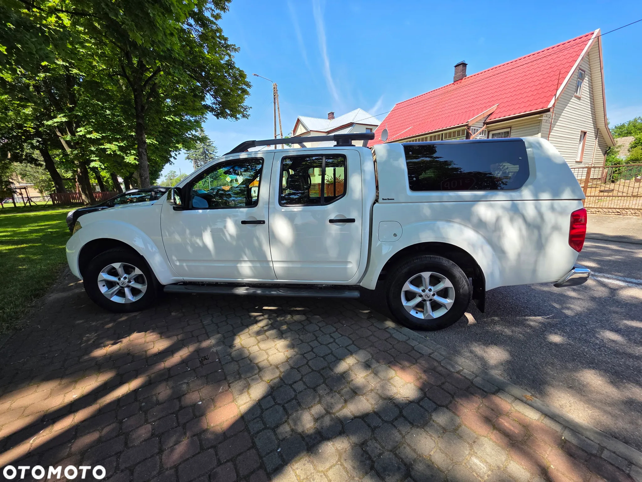 Nissan Navara 2.5 D LE Long EU5 - 9