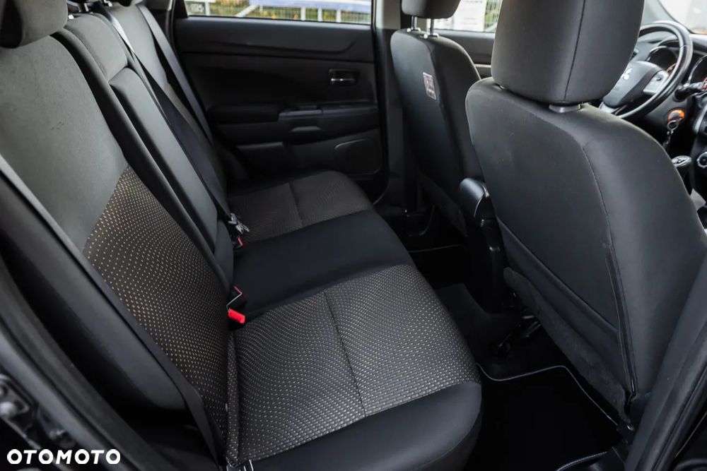 Mitsubishi ASX 1.6 Invite Navi - 15