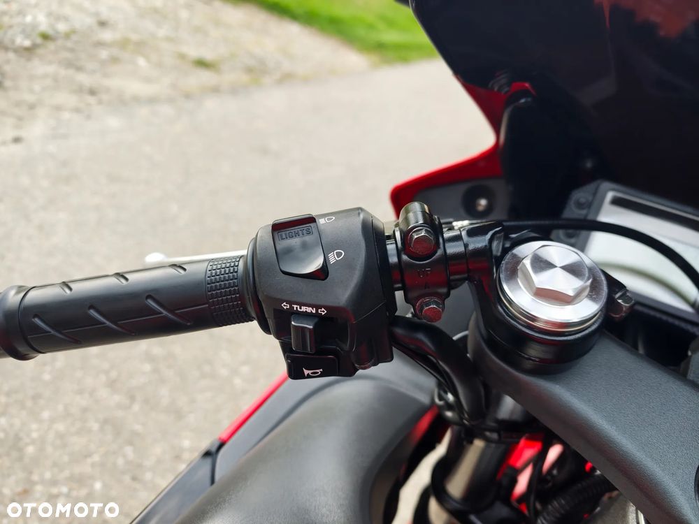 Honda CBR - 18