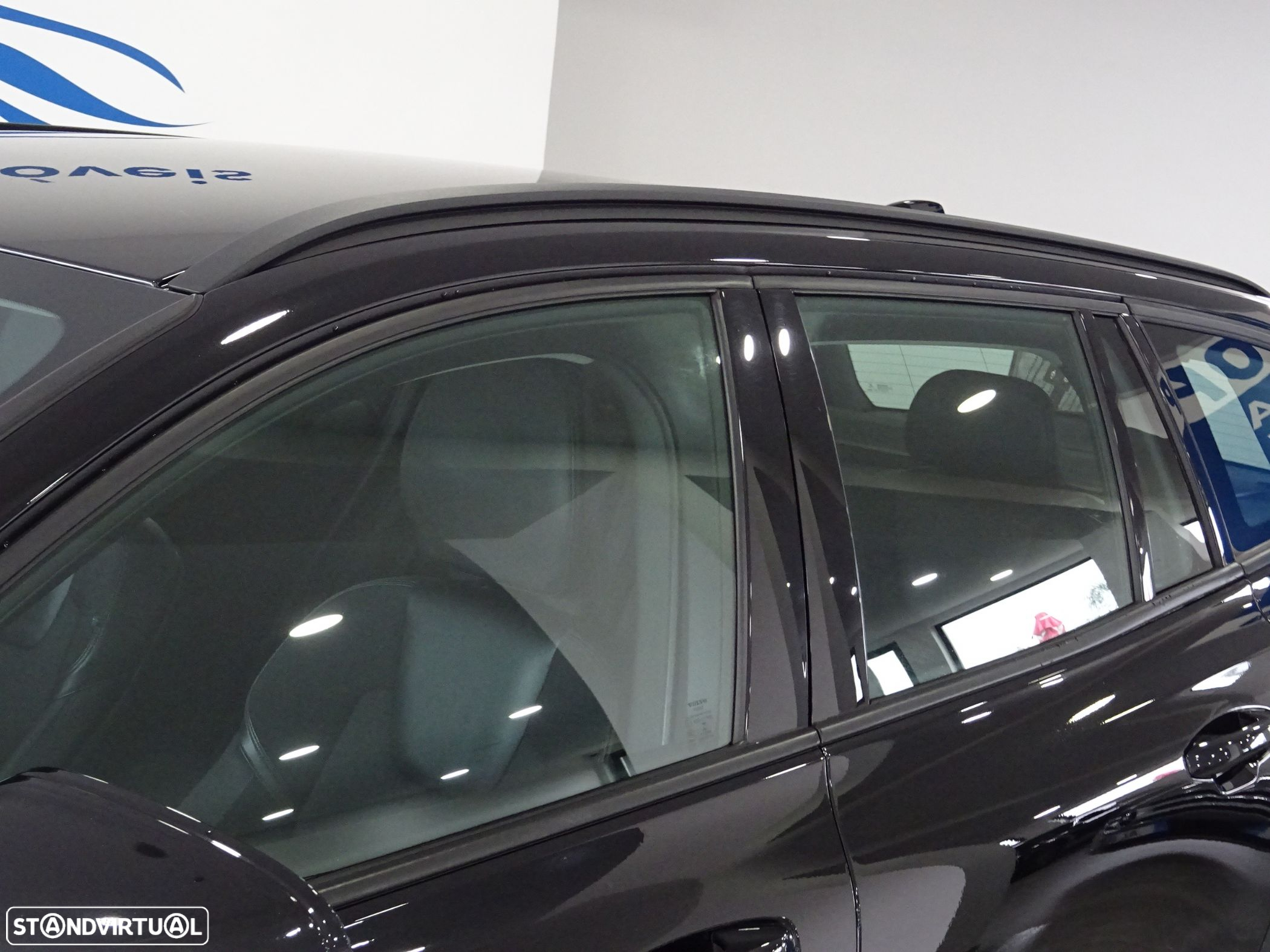 Volvo V60 2.0 D3 Momentum - 8