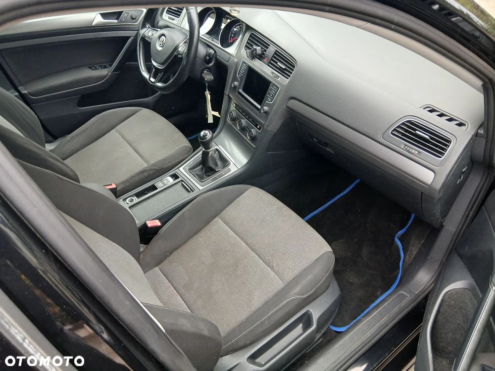 Volkswagen Golf 1.6 TDI BlueMotion Technology Trendline - 16