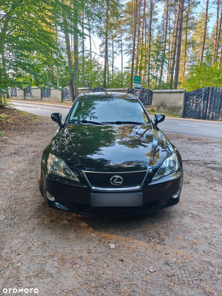 Lexus IS 220 D Prestige - 8