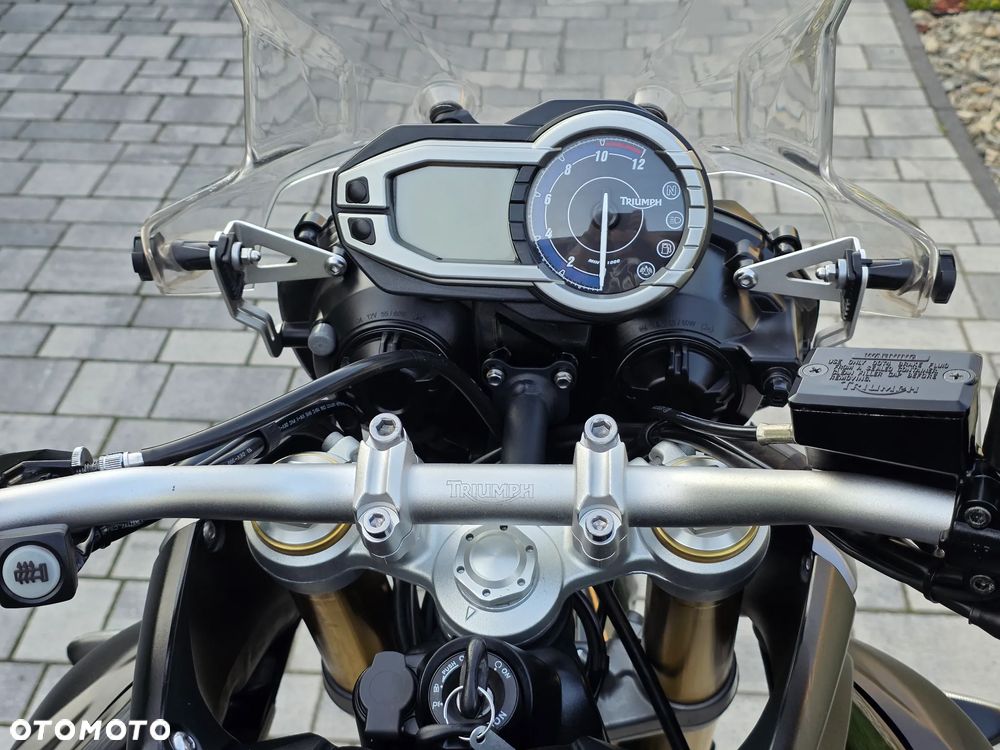 Triumph Tiger - 15
