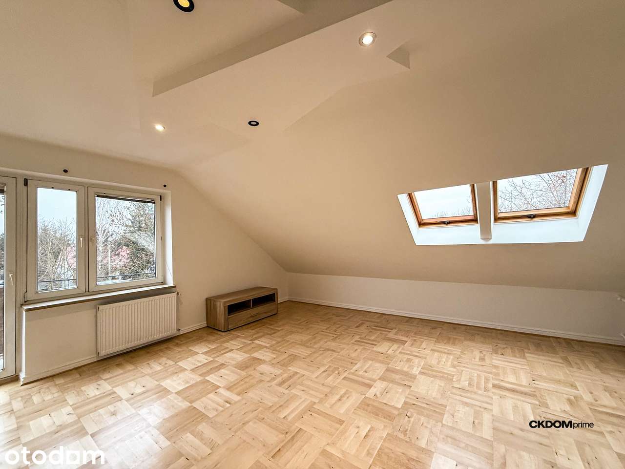 3 pokoje mieszkanie 77m² plus garaż Baranówek