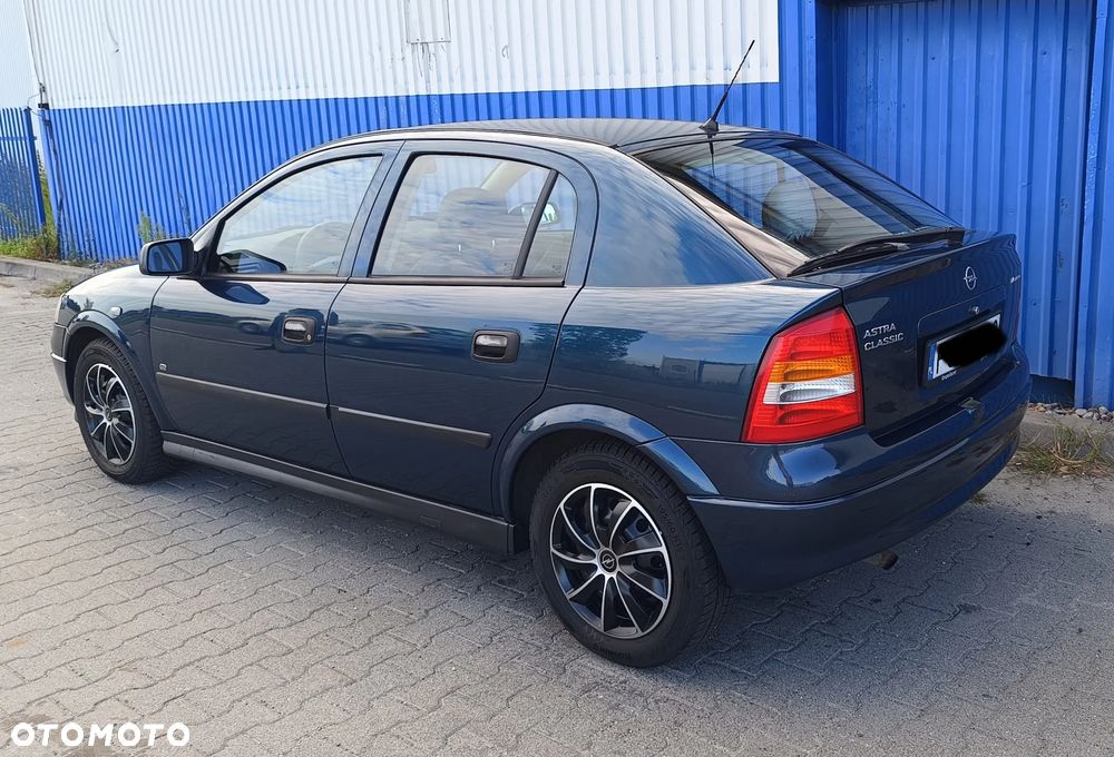 Opel Astra - 14