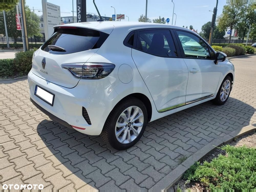 Renault Clio - 6
