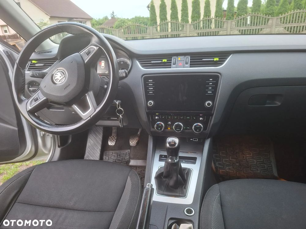 Skoda Octavia 1.6 TDI Ambition - 13