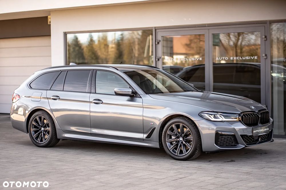 BMW Seria 5 530d xDrive M Sport Edition - 12