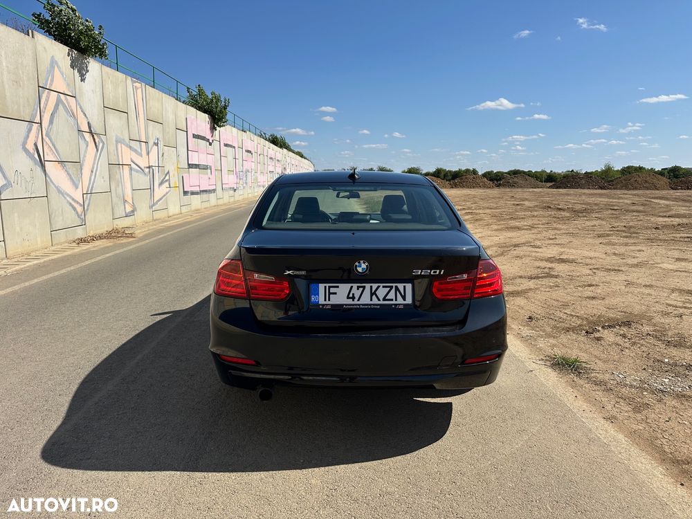 BMW Seria 3 - 22