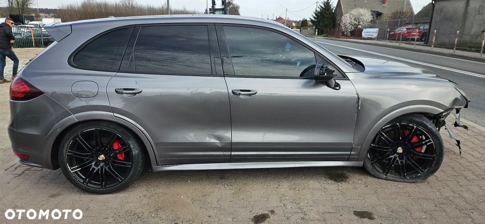 Porsche Cayenne GTS Tiptronic S - 4