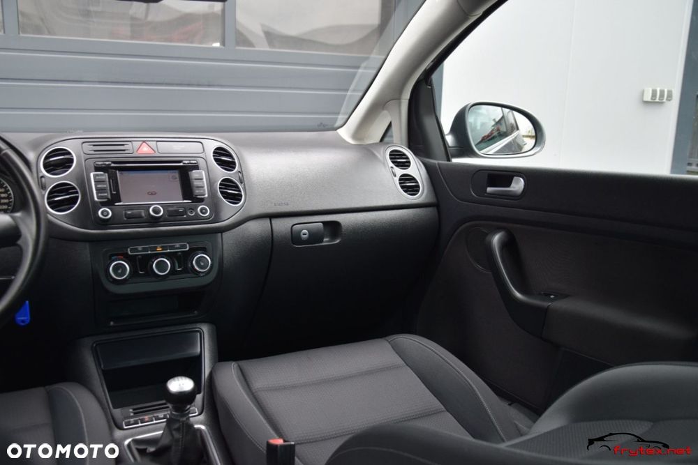 Volkswagen Golf Plus - 24