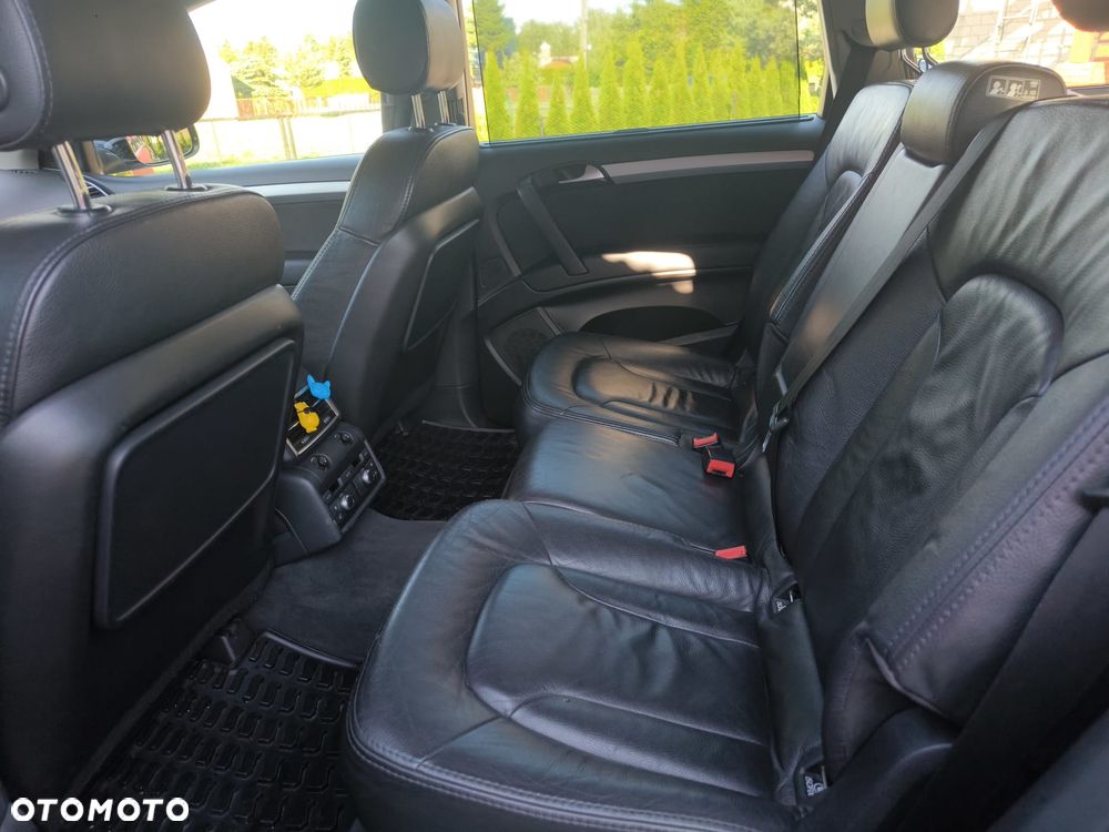 Audi Q7 - 16