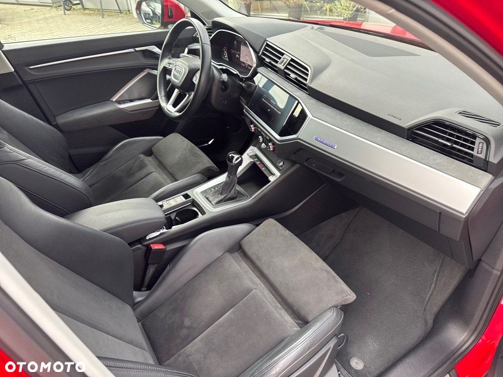 Audi Q3 40 TFSI Quattro S-Line S tronic - 24