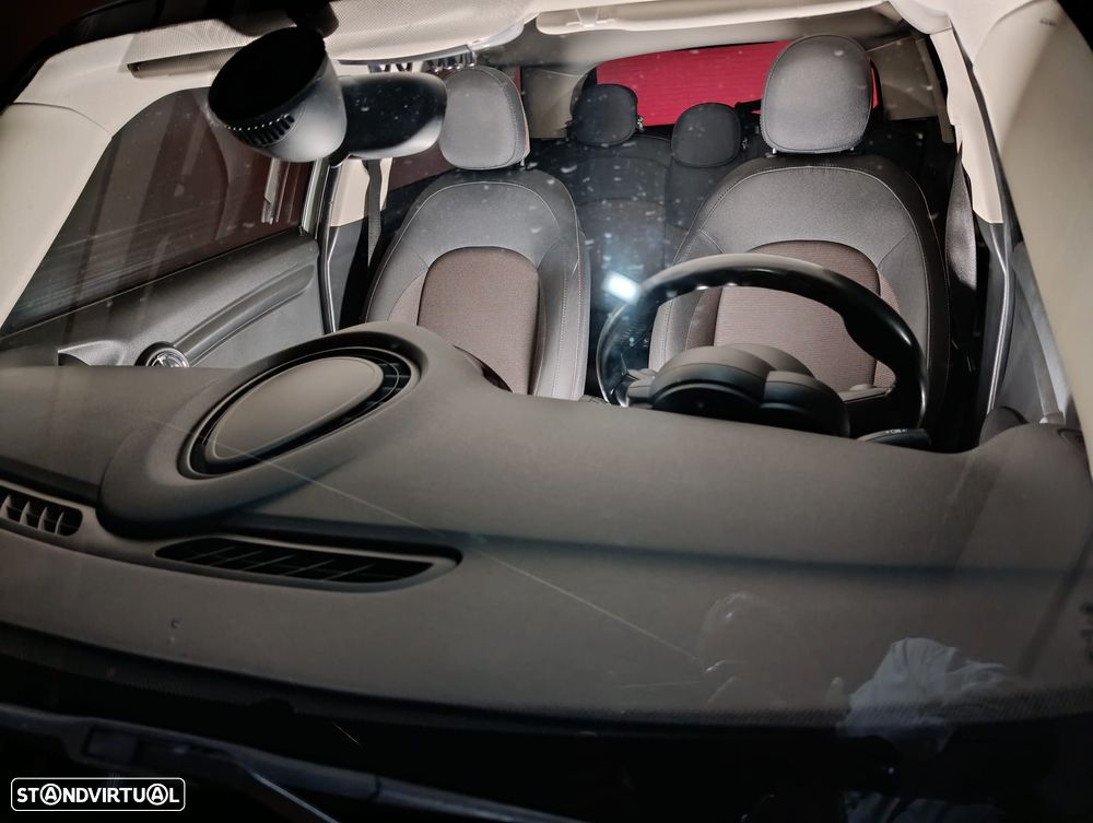 MINI 5 Portas One D - 38