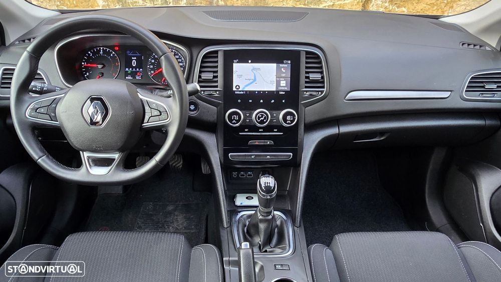 Renault Mégane 1.5 Blue dCi Intens - 10