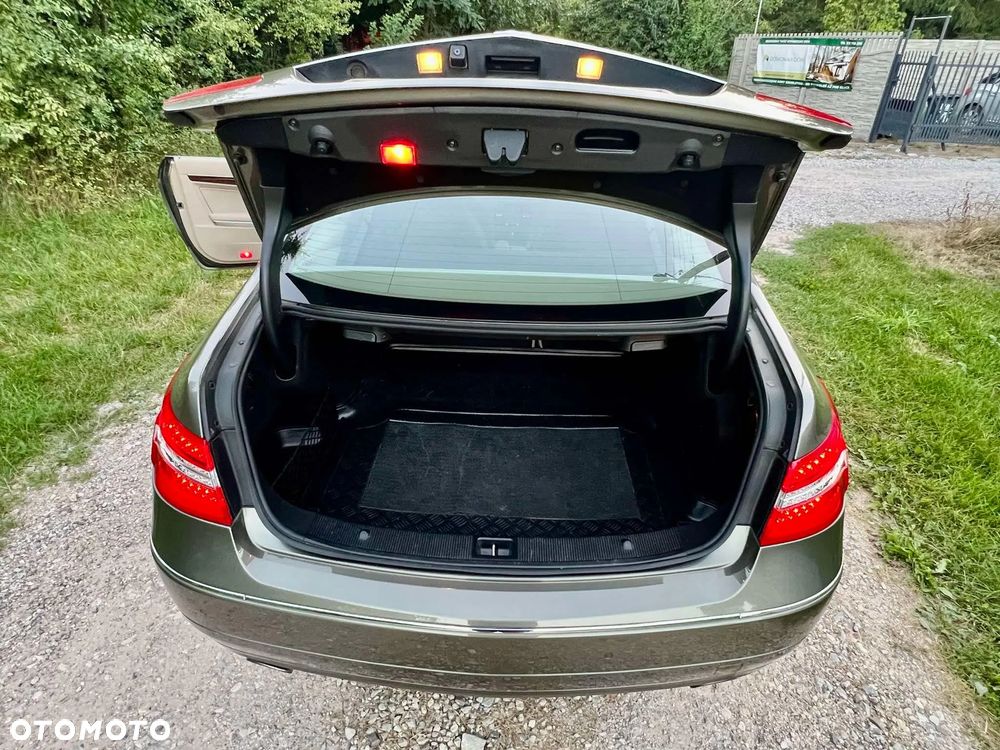 Mercedes-Benz Klasa E 350 CGI BlueEffICIENCY - 6
