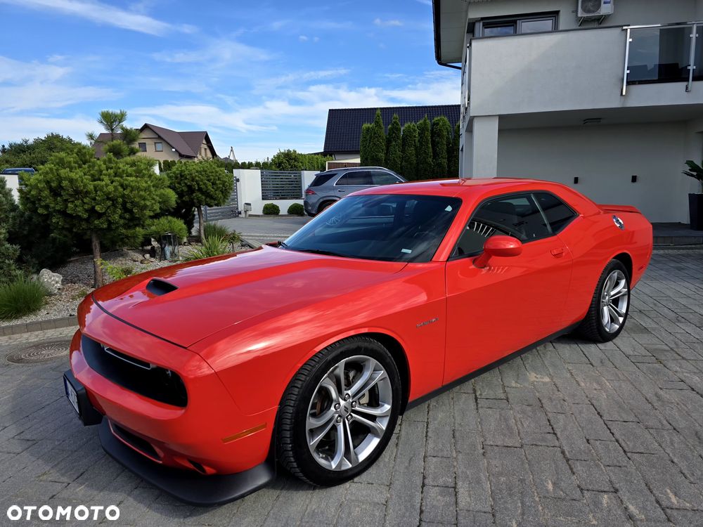 Dodge Challenger - 6