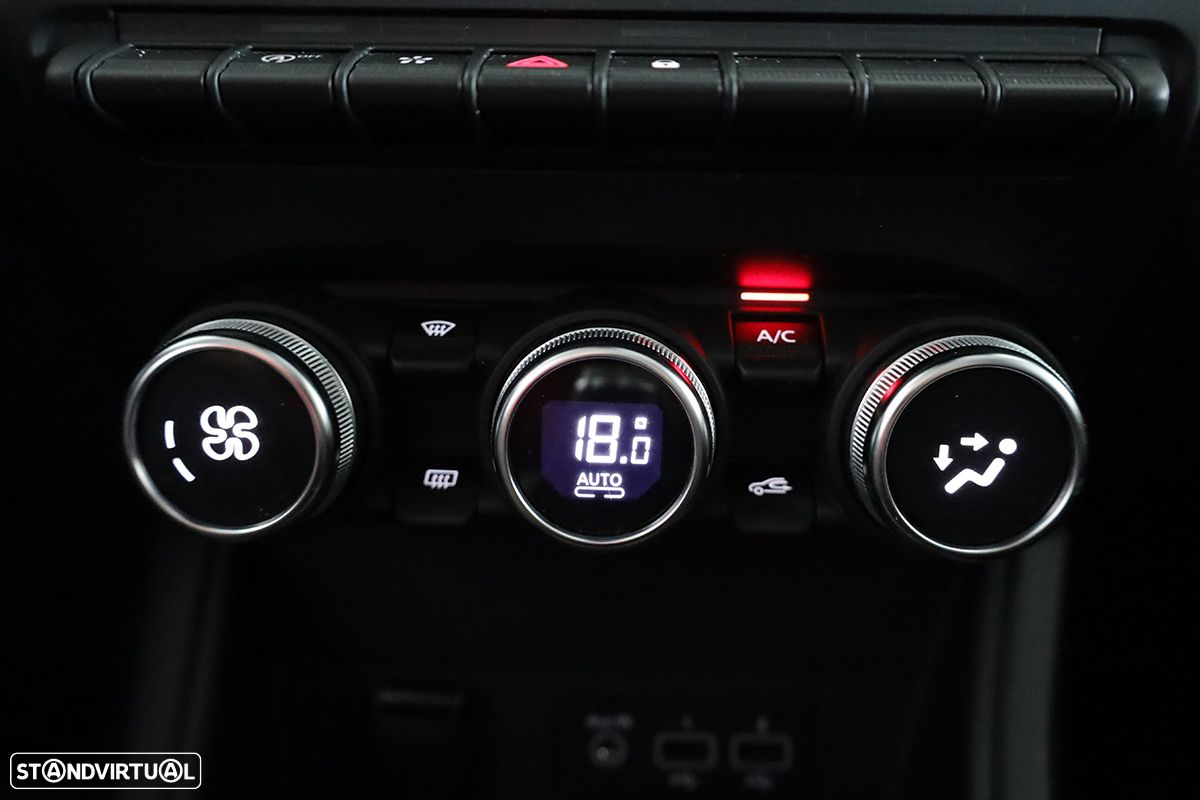 Renault Captur 1.0 TCe Techno Bi-Fuel - 13