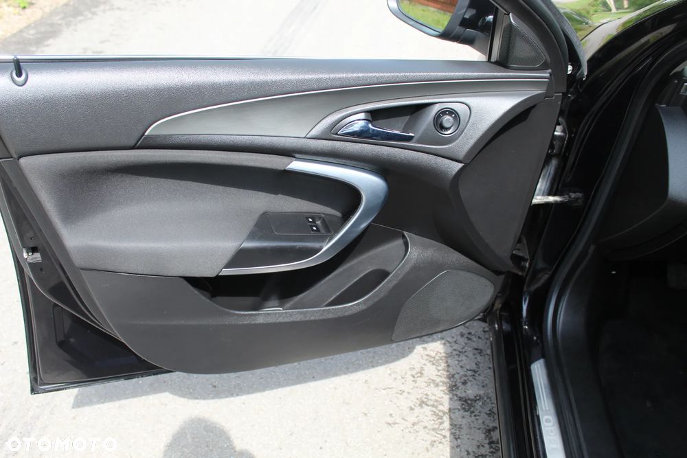 Opel Insignia 1.8 Active - 11