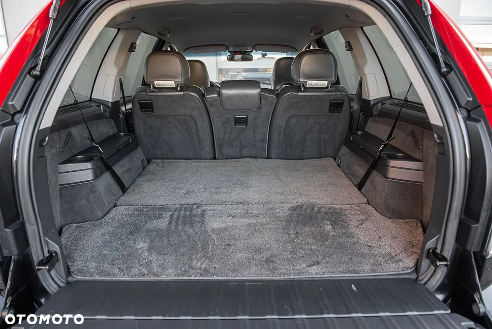 Volvo XC 90 D5 Executive - 27