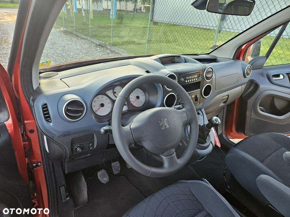 Peugeot Partner - 8