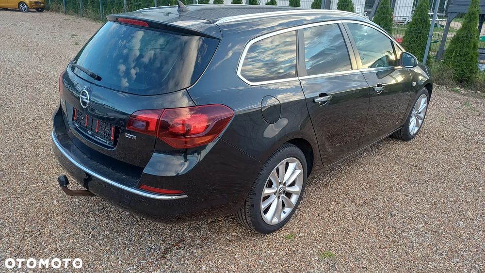 Opel Astra 2.0 CDTI DPF SportsTourer Exklusiv - 5