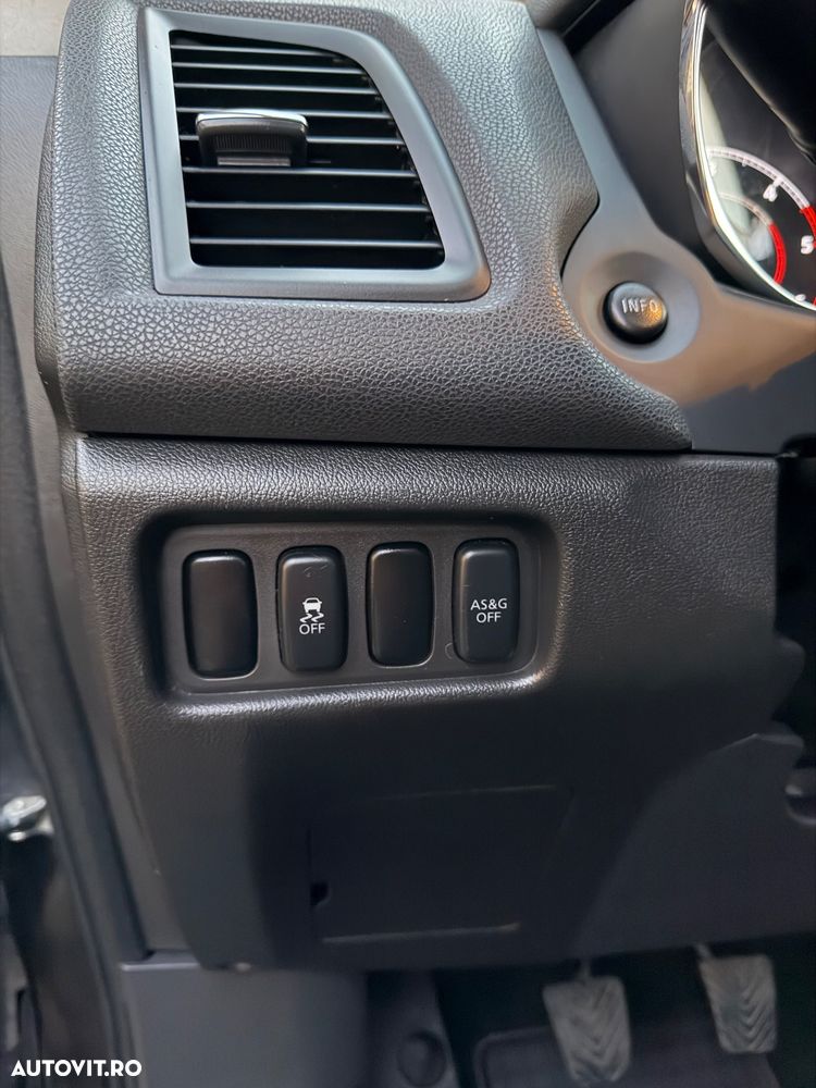 Mitsubishi ASX - 13