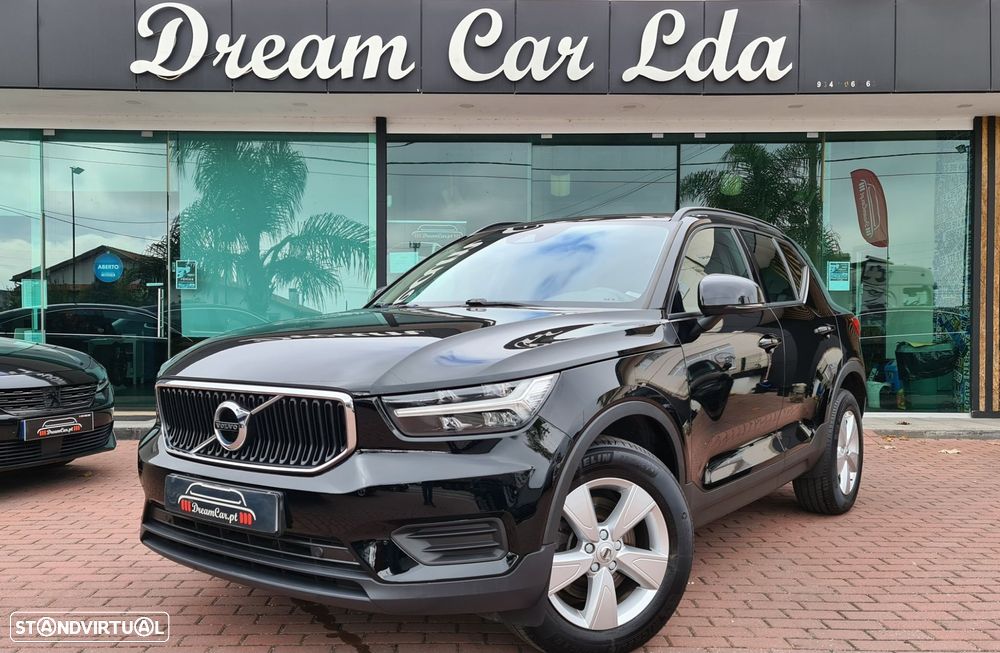 Volvo XC 40 1.5 T2 Momentum Plus - 1