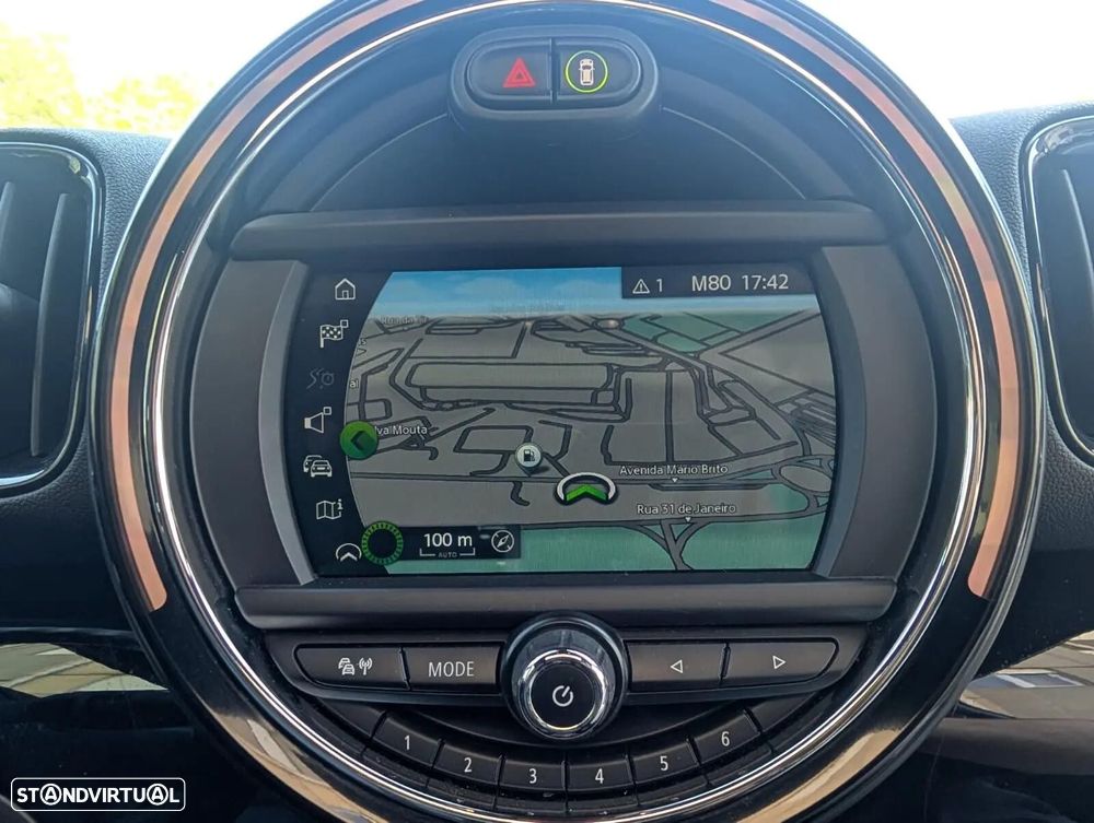 MINI Countryman Cooper SE ALL4 Auto - 17