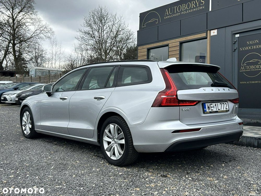 Volvo V60 D3 Momentum - 10